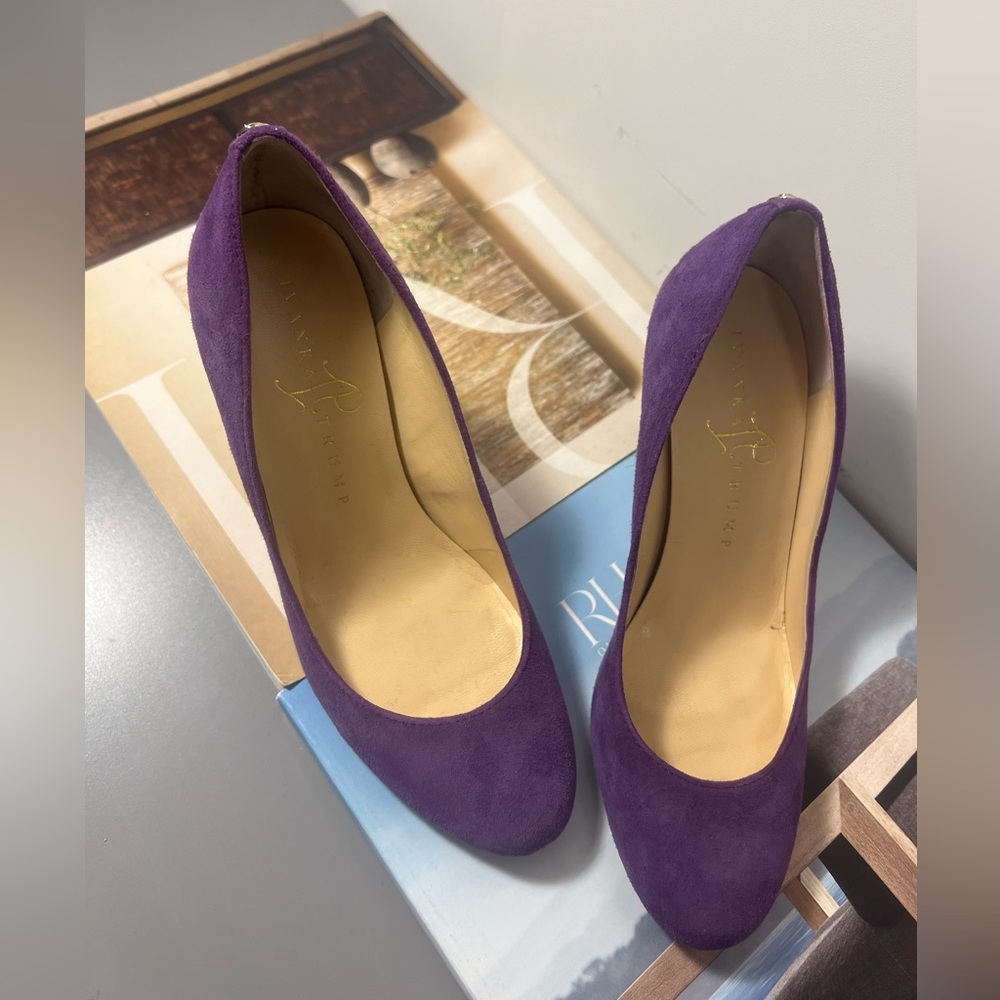 Simplistic high heels